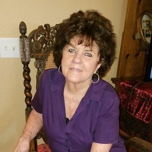 Meet your Posher, Nelda